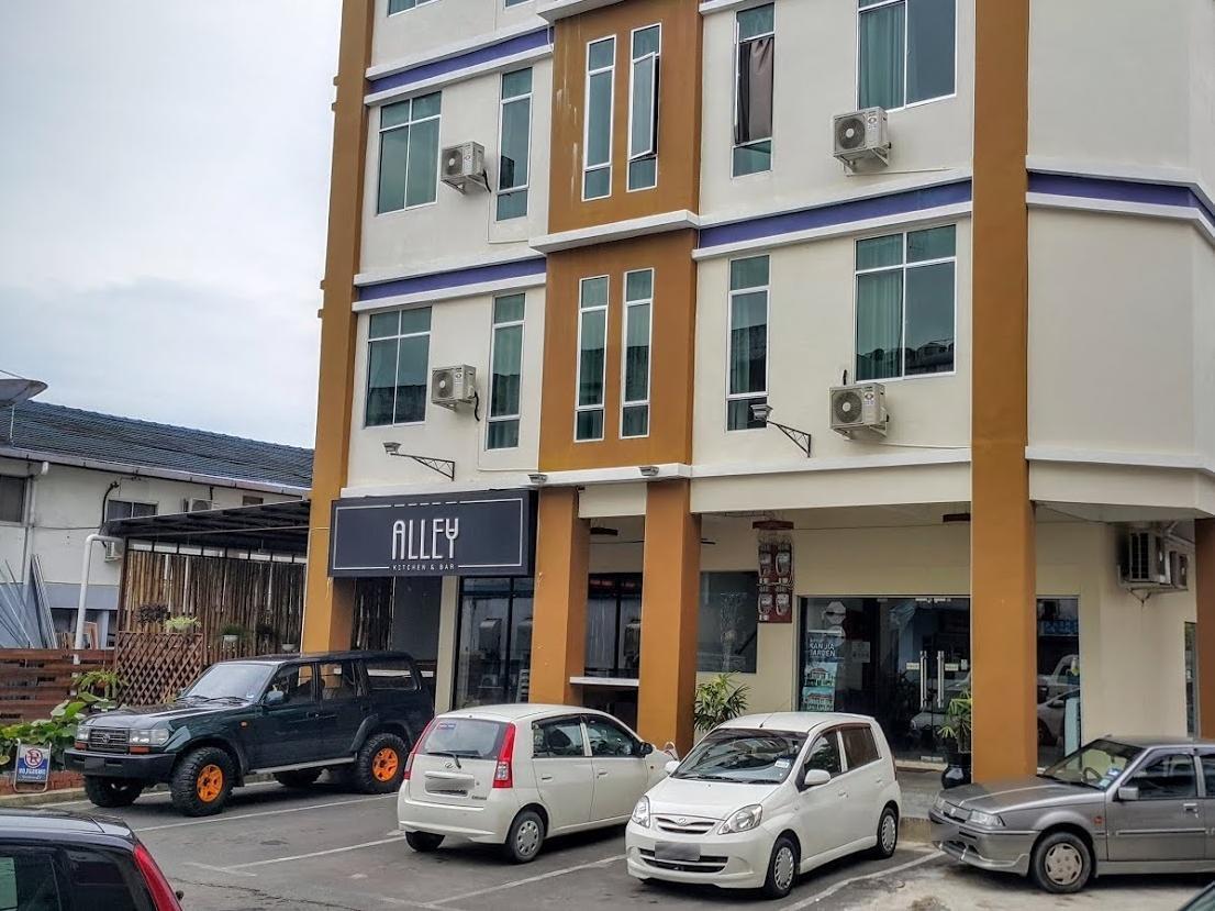 Residence 21 Boutique Inn Miri Exteriör bild