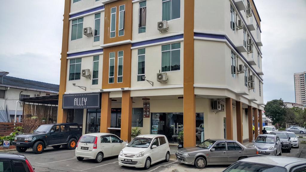 Residence 21 Boutique Inn Miri Exteriör bild
